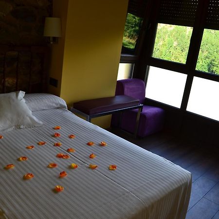 Hotel Rural Pescadores Sobrado Buitenkant foto