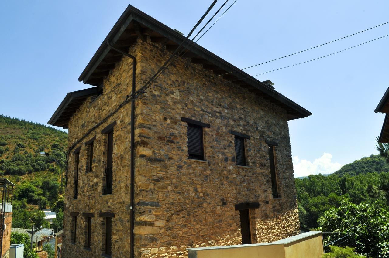 Hotel Rural Pescadores Sobrado Buitenkant foto