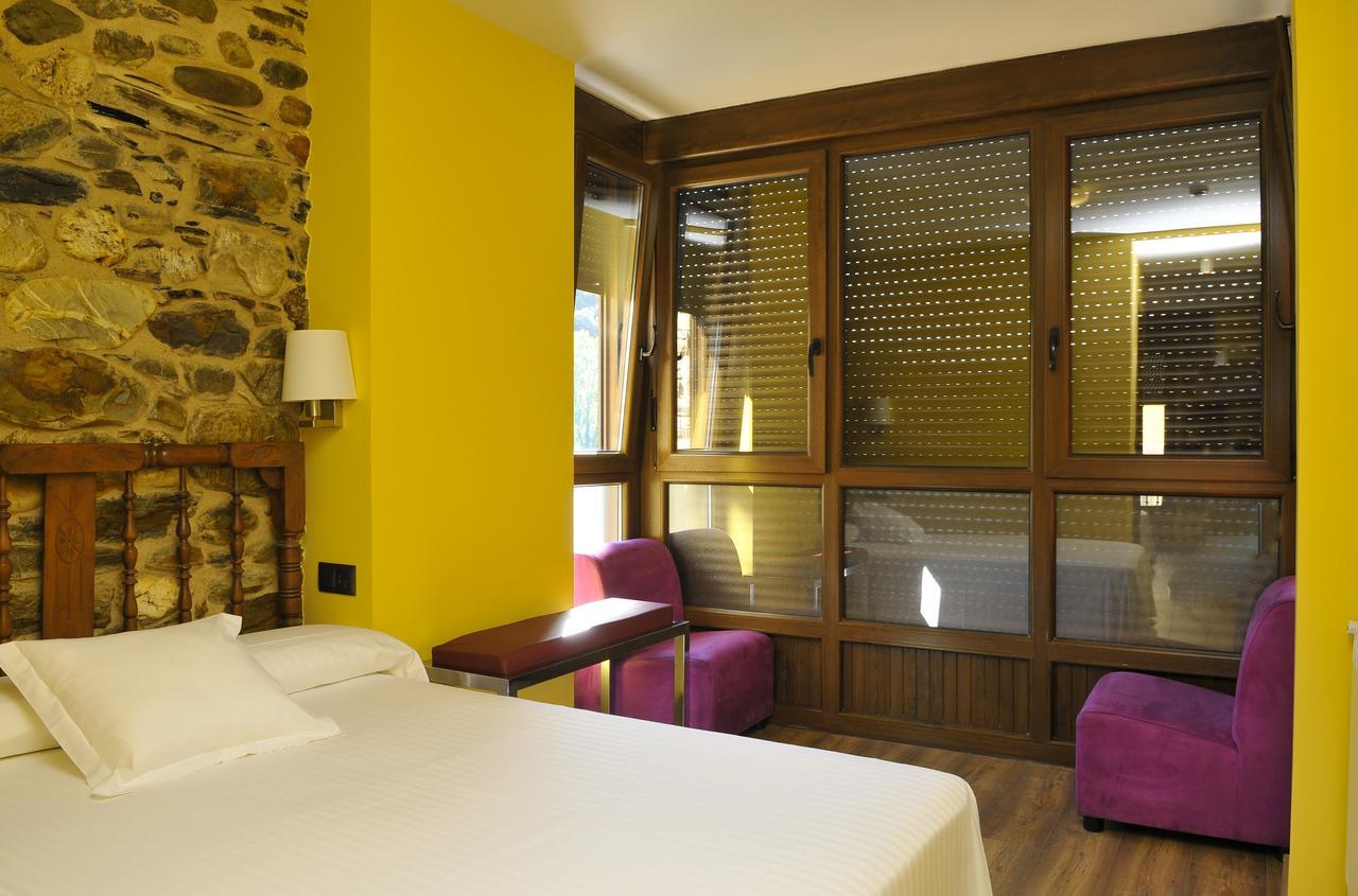 Hotel Rural Pescadores Sobrado Buitenkant foto