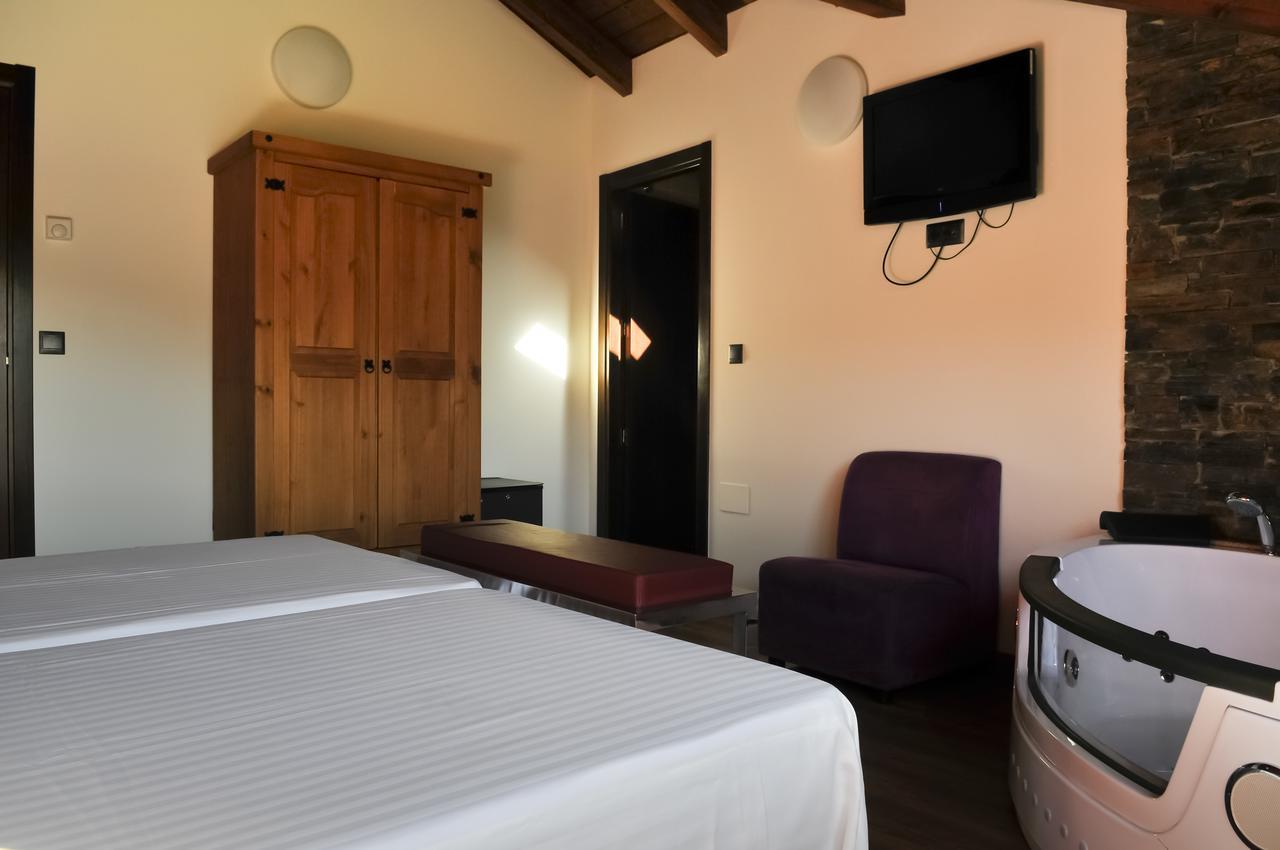 Hotel Rural Pescadores Sobrado Buitenkant foto