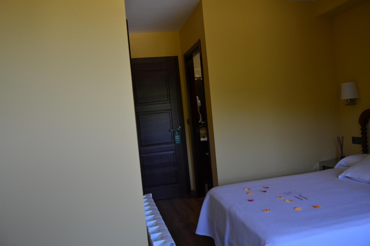 Hotel Rural Pescadores Sobrado Buitenkant foto