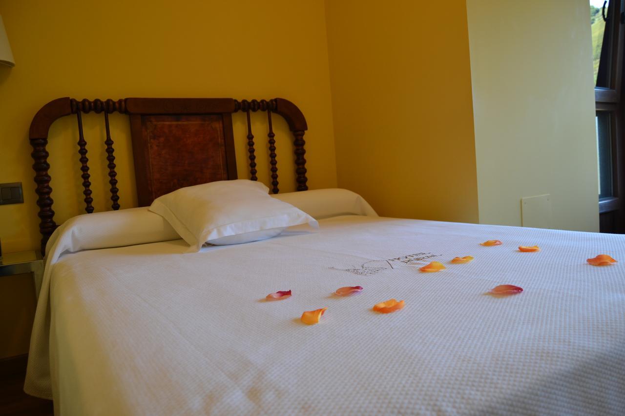 Hotel Rural Pescadores Sobrado Buitenkant foto